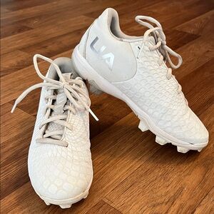Under Armour White Textured Softball Cleats